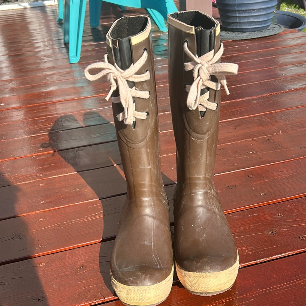 Brown Women's Winter & Rain Boots